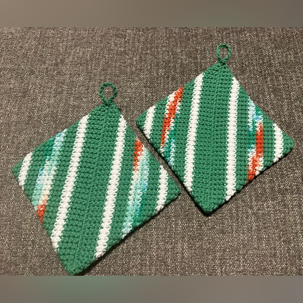 Vintage Feel Handmade Crochet Pot Holders Set of 2 Cotton New Double Thick